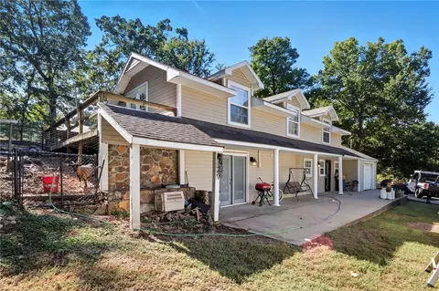 21802 Meadow Wood Dr, Siloam Springs, AR 72761