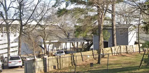 400 Oliver Ave, Fayetteville, AR 72701