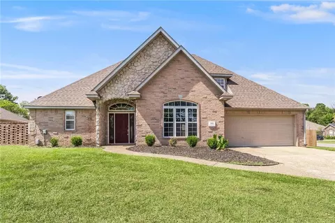 600 SE Cornell St, Bentonville, AR 72712