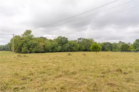 35 NE Ac Ne Hutchens Rd, Highfill, AR 72734