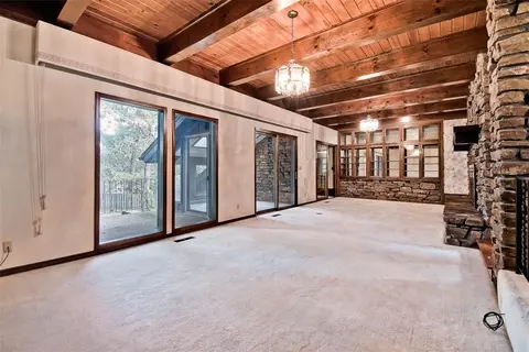 Living - 205 Suttle Dr, Springdale, AR 72764 photo 2 of 5