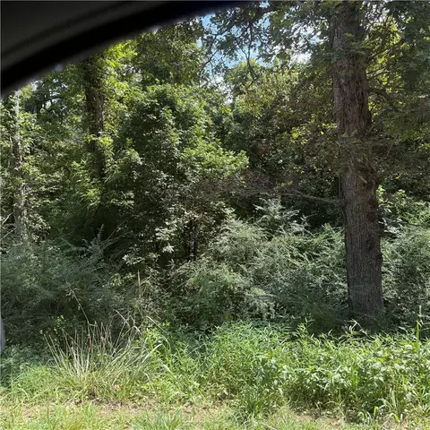 Undisclosed, Rogers, AR 72758 photo 3