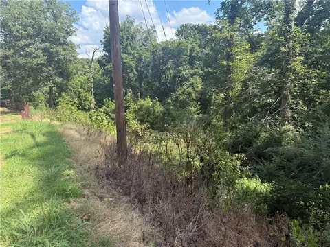 Undisclosed, Rogers, AR 72758 photo 5