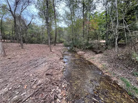 12502 Hamilton Dr, Gentry, AR 72734
