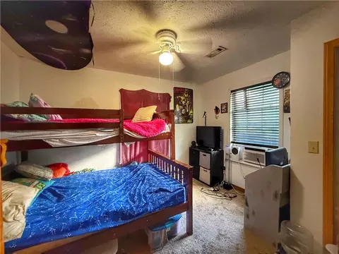 Bedroom - 1989 Patton Ln, Harrison, AR 72601 photo 5 of 5