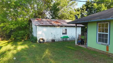 Exterior - 1989 Patton Ln, Harrison, AR 72601 photo 5 of 8