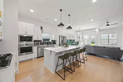 3601 SW Daybreak Blvd, Bentonville, AR 72713