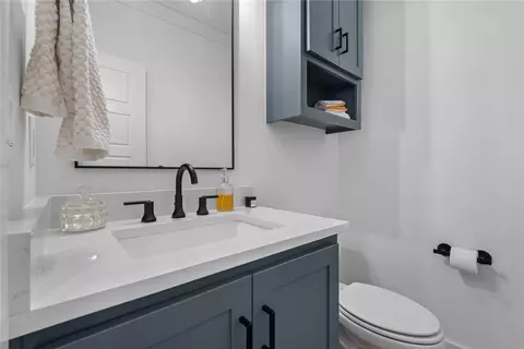 Bath - 5218 S Brookmere St, Rogers, AR 72758 photo 4 of 6