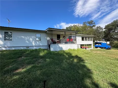 7429 Watts Rd, Harrison, AR 72601