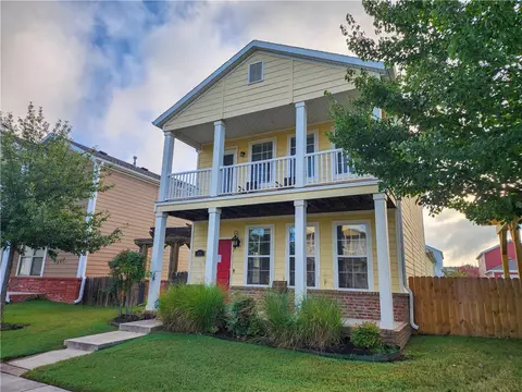 638 N Longfellow Ln, Fayetteville, AR 72704