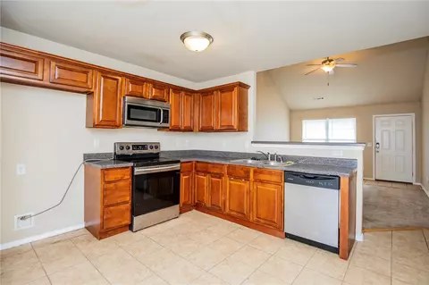 1340 Forest Dr, Centerton, AR 72719 photo 5