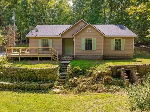 20589 Blue Springs Rd, Springdale, AR 72764