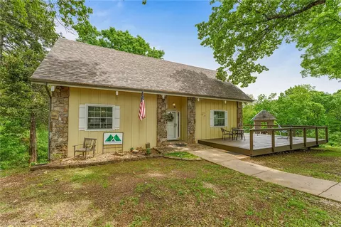 19428 W Boat Dock Rd, Omaha, AR 72662