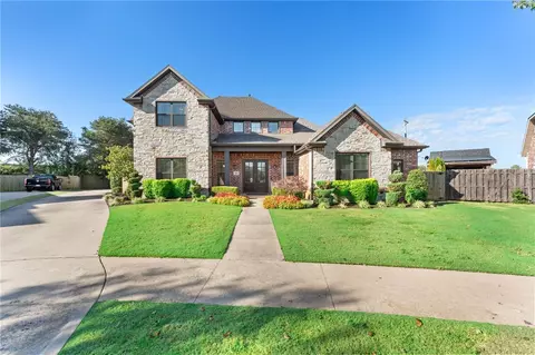 5957 Doris Hunt Ct, Springdale, AR 72762