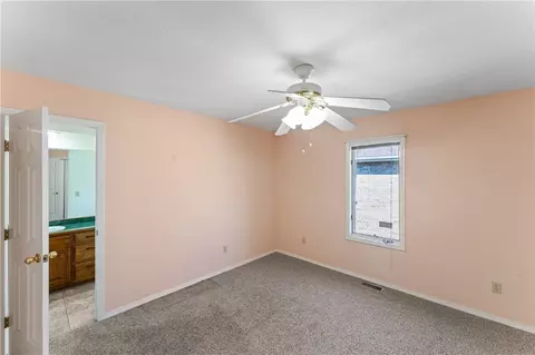 Bedroom - 1146 W Rockhill St, Springfield, MO 65810 photo 5 of 6
