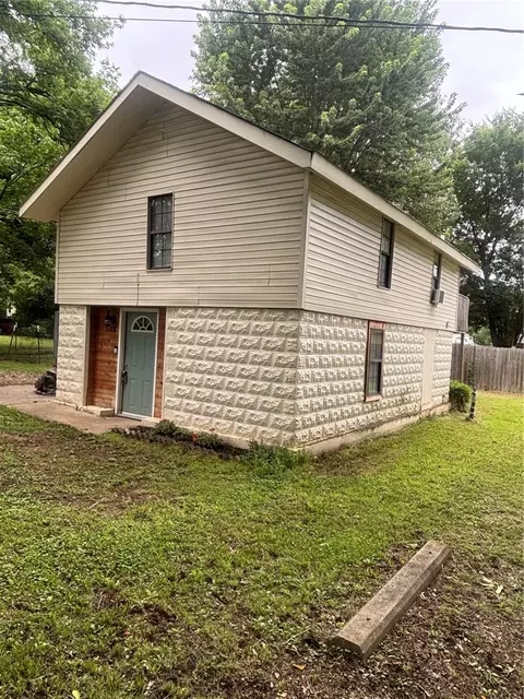 502 N Cleveland Ave, Russellville, AR 72801