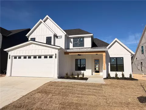 4105 W Murfield Dr, Rogers, AR 72758
