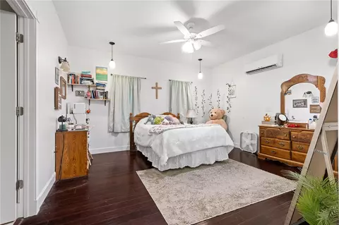 Bedroom - Hc 73 Box 140, Dogpatch, AR 72648 photo 2 of 4