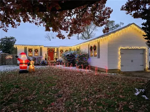 813 NW A St, Bentonville, AR 72712