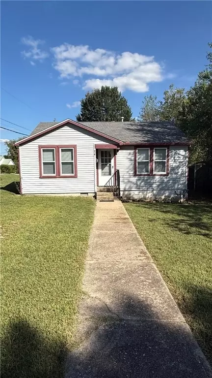 419 Center Ave, Harrison, AR 72601