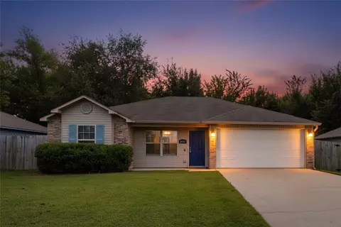 2807 SW Greensprings Rd, Bentonville, AR 72713