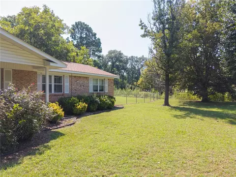 1906 N 52nd St, Fort Smith, AR 72904 photo 5
