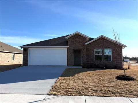 3081 Laredo Ln, Centerton, AR 72736