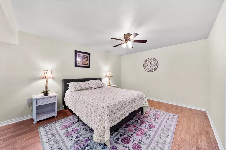 Bedroom - 1321 Quail Run Cir, Bentonville, AR 72712 photo 8 of 8