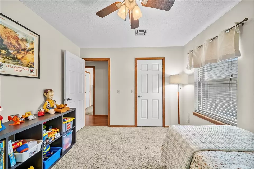 Other - 1321 Quail Run Cir, Bentonville, AR 72712 photo 6 of 10