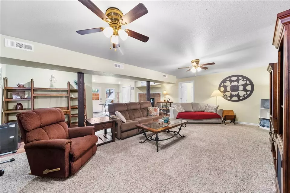 Living - 1321 Quail Run Cir, Bentonville, AR 72712 photo 2 of 2