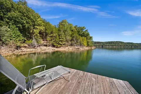 7221 Angell Rd, Rogers, AR 72756