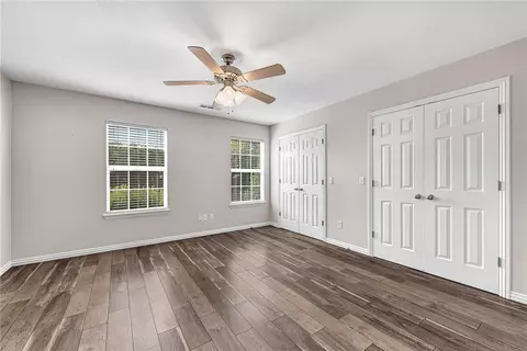 Bedroom - 107 Fox Run, Centerton, AR 72719 photo 4 of 4