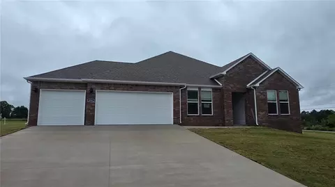 4901 Elnora Ln, Springdale, AR 72764