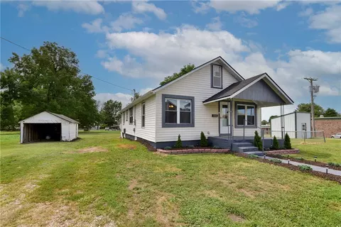 330 Sloan, Mount Vernon, MO 65712