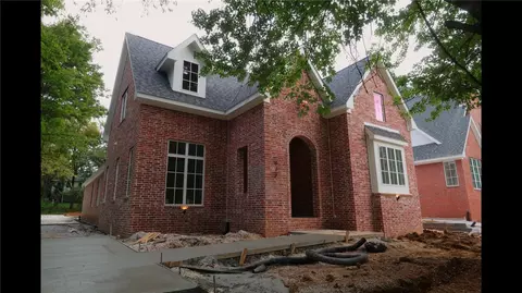 932 Highland Ave, Fayetteville, AR 72701