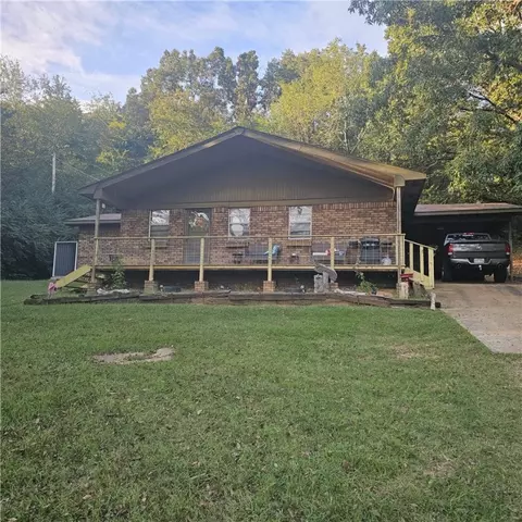 1005 Armstrong St, Coal Hill, AR 72832