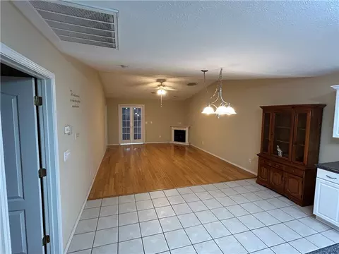 Living - 1615 Spring Rd #14, Harrison, AR 72601 photo 2 of 2