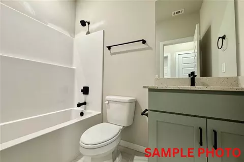 Bath - 3904 Tranquility St, Springdale, AR 72764 photo 3 of 3