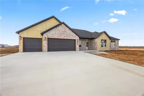 7889 Scenic Valley Ave, Springdale, AR 72762