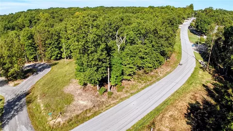 Liddel Lane, Bella Vista, AR 72715