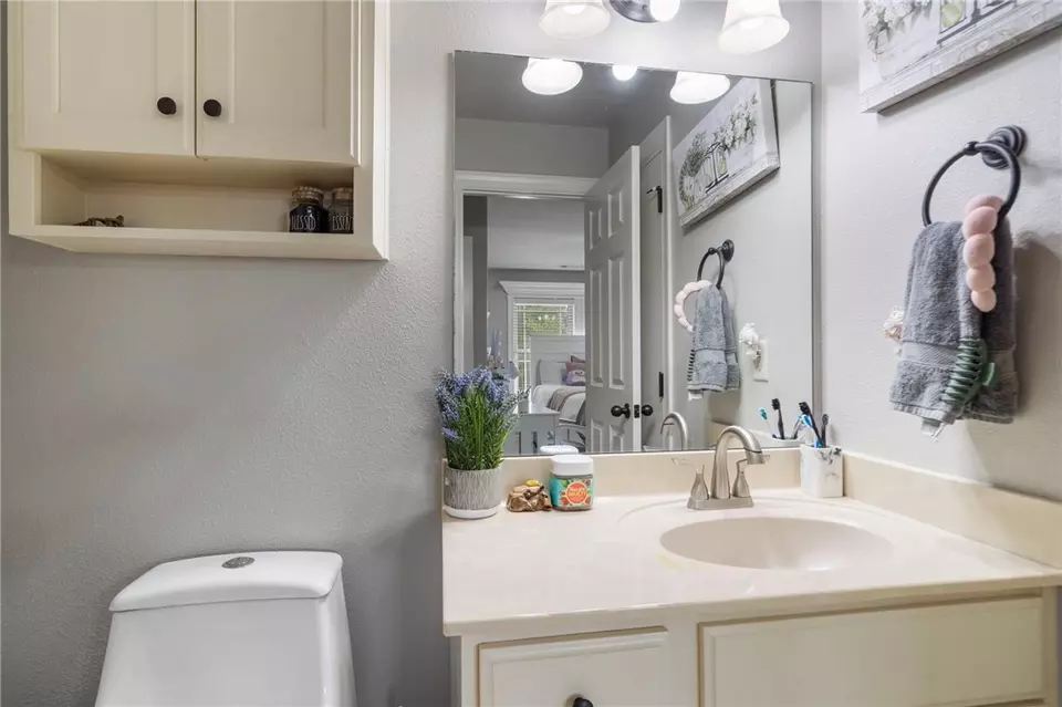 Bath - 3605 W Legacy Ln, Rogers, AR 72758 photo 5 of 5
