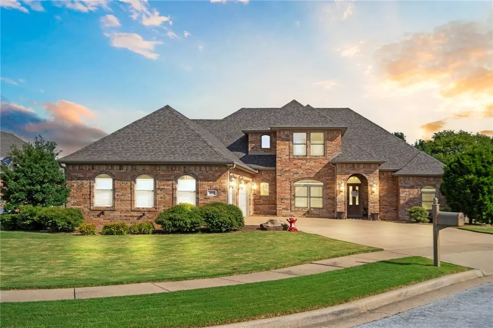 Exterior - 3605 W Legacy Ln, Rogers, AR 72758 photo 1 of 6