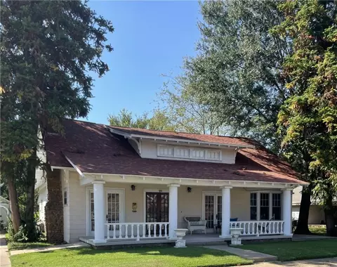 406 S Fulton St, Clarksville, AR 72830