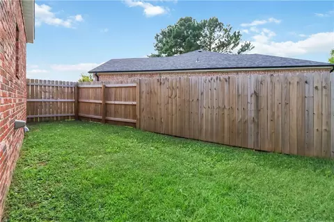 Exterior - 1195 Apache Trl, Springdale, AR 72764 photo 9 of 12
