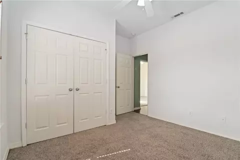 Bedroom - 1195 Apache Trl, Springdale, AR 72764 photo 9 of 13