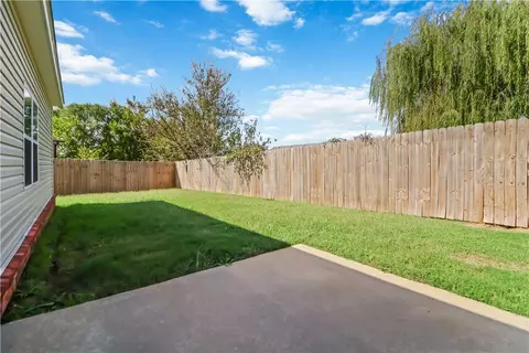 Exterior - 1195 Apache Trl, Springdale, AR 72764 photo 2 of 12