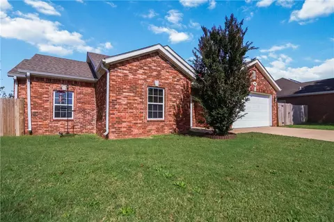 Exterior - 1195 Apache Trl, Springdale, AR 72764 photo 3 of 12