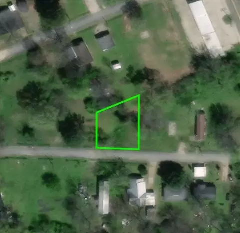212 E Compress St, Hope, AR 71801 photo 5