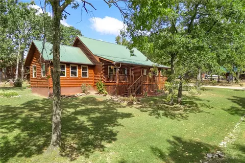 634 E Cedar Ln, Lead Hill, AR 72644