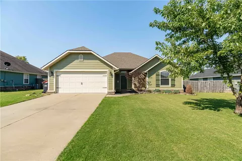 3770 Grand Valley Dr, Springdale, AR 72764